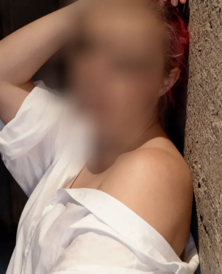 Fatima, 30